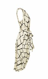 Blouse Elema 2K-10864-2 print molochnyj 164