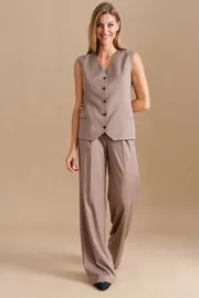 Waistcoat Elletto Life #3779 temno-bezhevyj