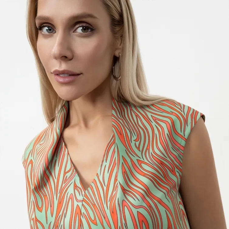 Blouse CHARUTTI #Tixoe schaste (poceluj)