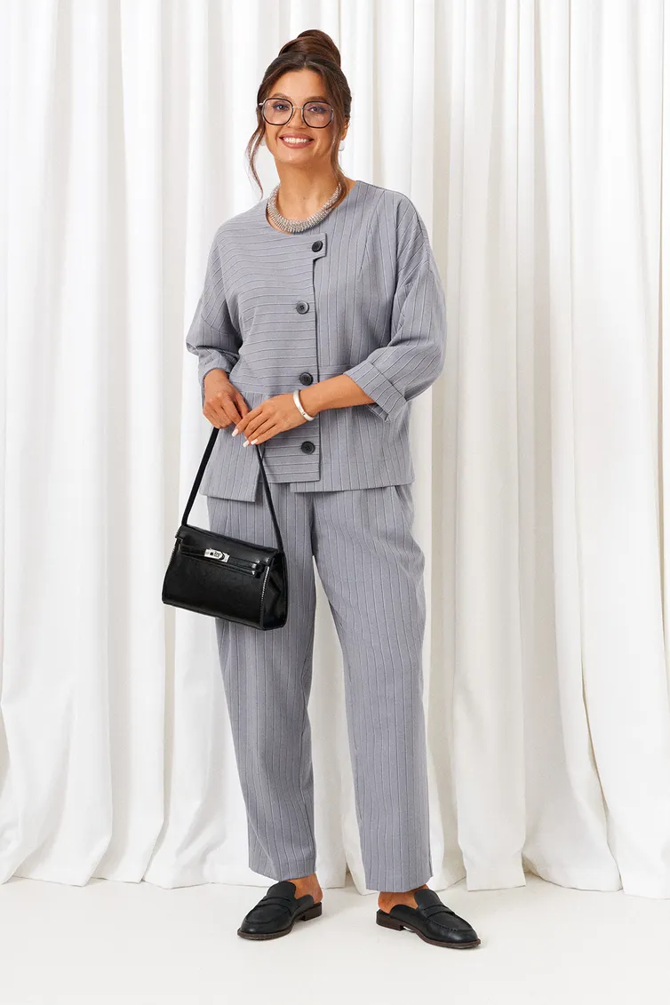 Suit Beautiful & Free #6433 seryj