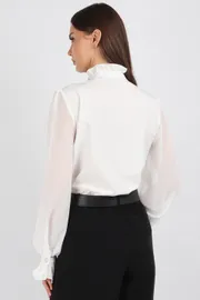 Blouse VIZAVI #750 molochnyj