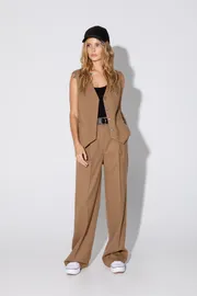 Suit Pirs #4996 bezhevyj