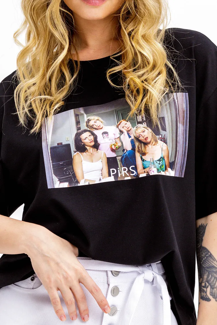T-Shirt Pirs #6831 chernyj s printom «seks v bolshom gorode»
