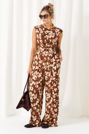 Костюм Beautiful & Free арт. 6476 молочный-коричневый